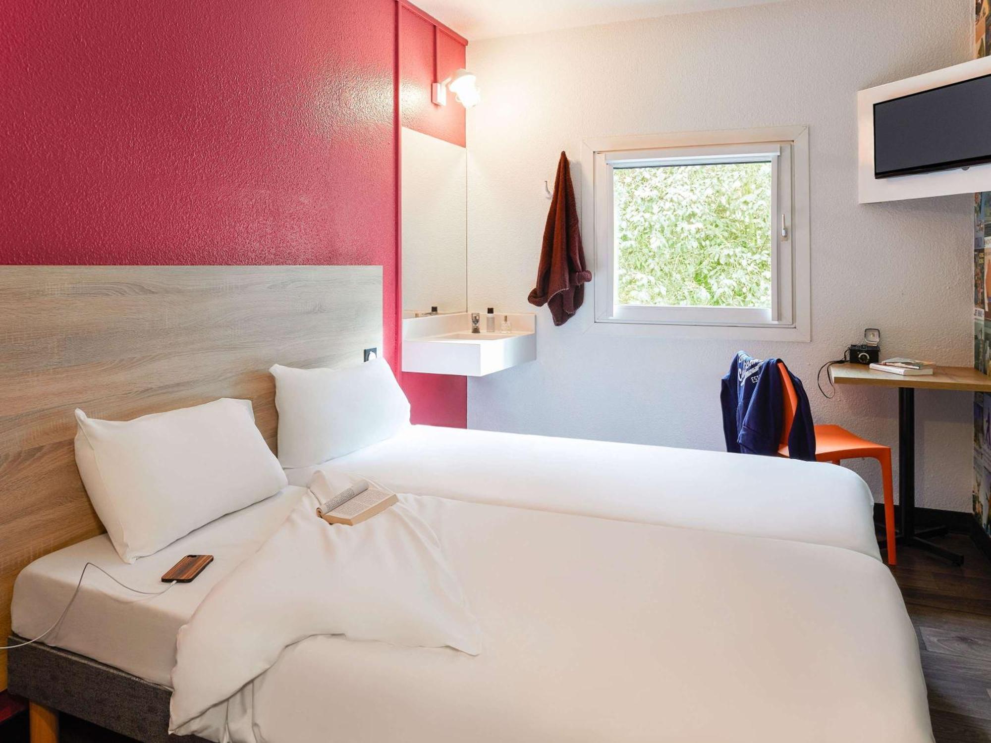 Hotelf1 Nimes Ouest Exterior foto